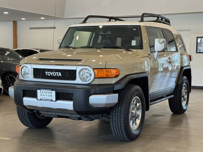 2012 Toyota FJ Cruiser Base — SUV — 155,612 mi — Gladstone, OR