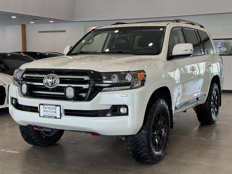 2017 Toyota Land Cruiser Base — SUV — 116,973 mi — Gladstone, OR