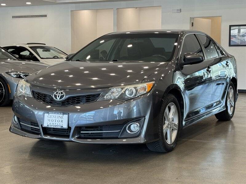 2013 Toyota Camry SE — Sedan — 108,582 mi — Gladstone, OR