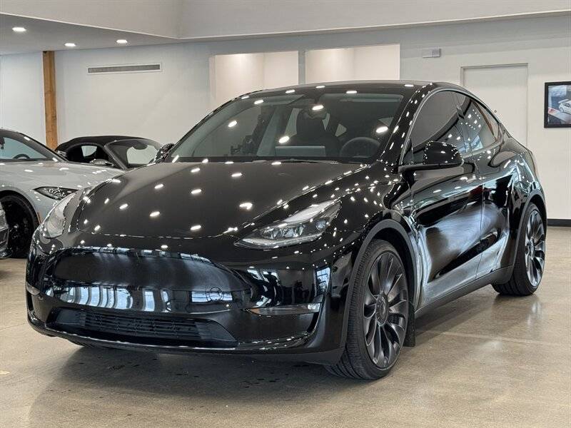 2024 Tesla Model Y Performance — SUV — 11,343 mi — Gladstone, OR