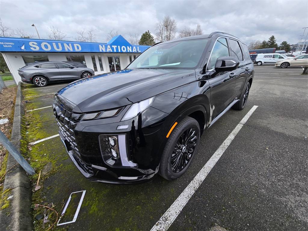 2025 Hyundai Palisade Calligraphy Night Edition — SUV — 2,058 mi — Renton, WA