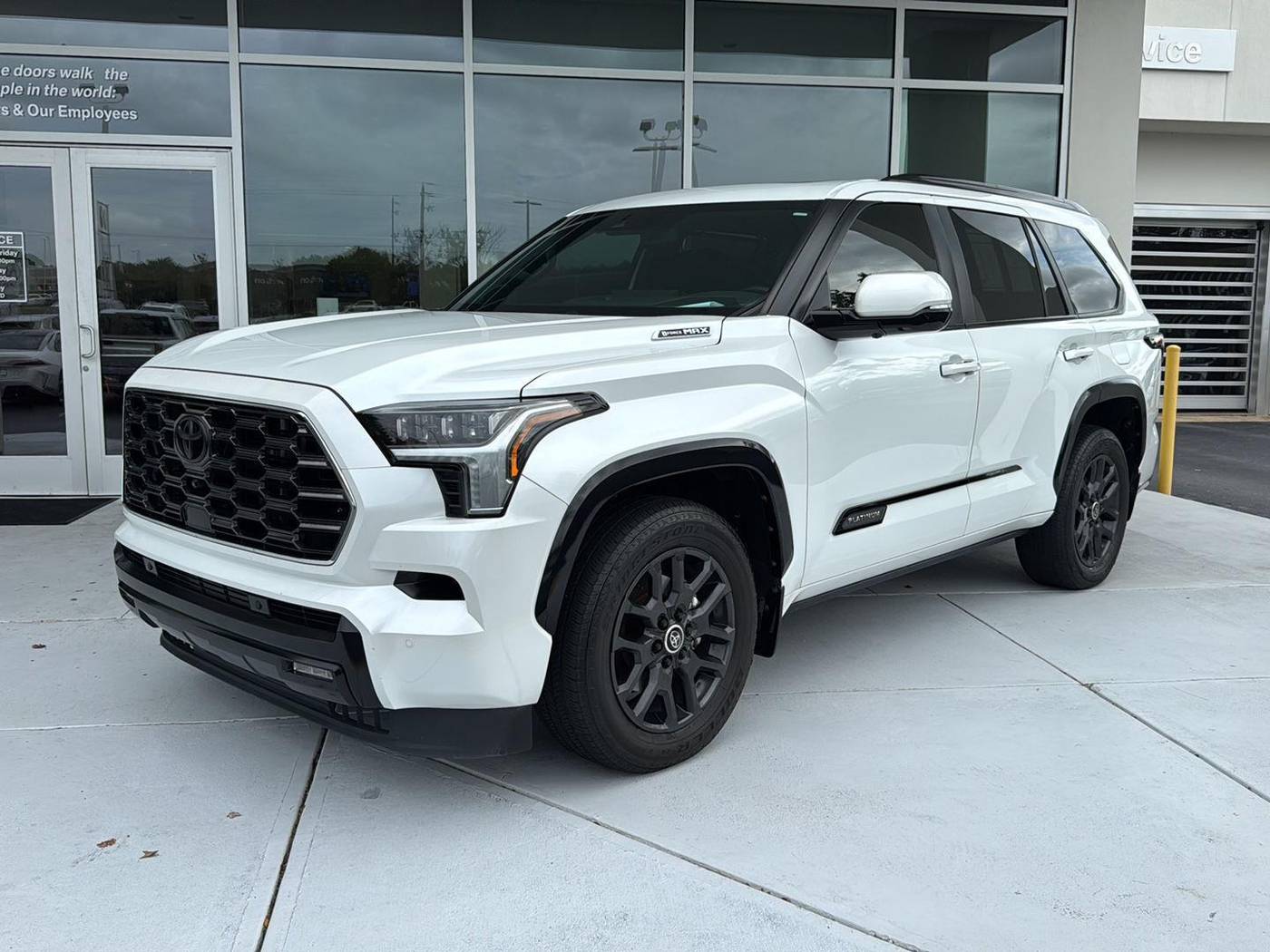 2024 Toyota Sequoia Platinum — SUV — 26,325 mi — Macon, GA