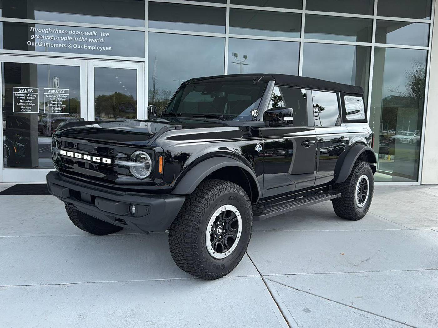 2023 Ford Bronco Outer Banks — SUV — 103 mi — Macon, GA