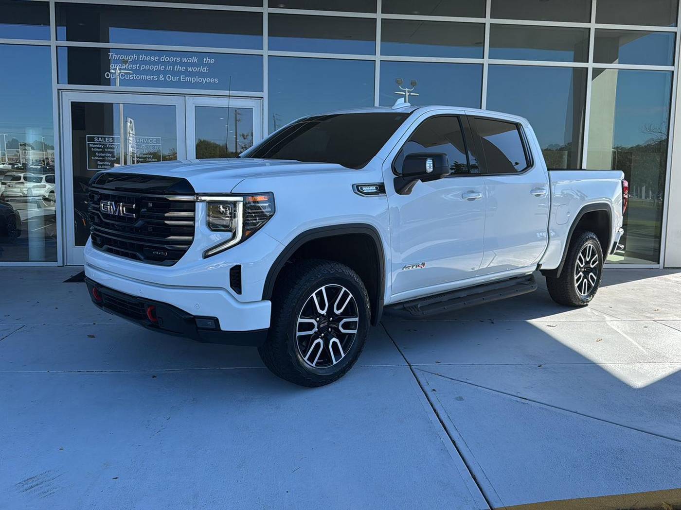 2025 GMC Sierra 1500 AT4 — Pickup Truck — 9,992 mi — Macon, GA