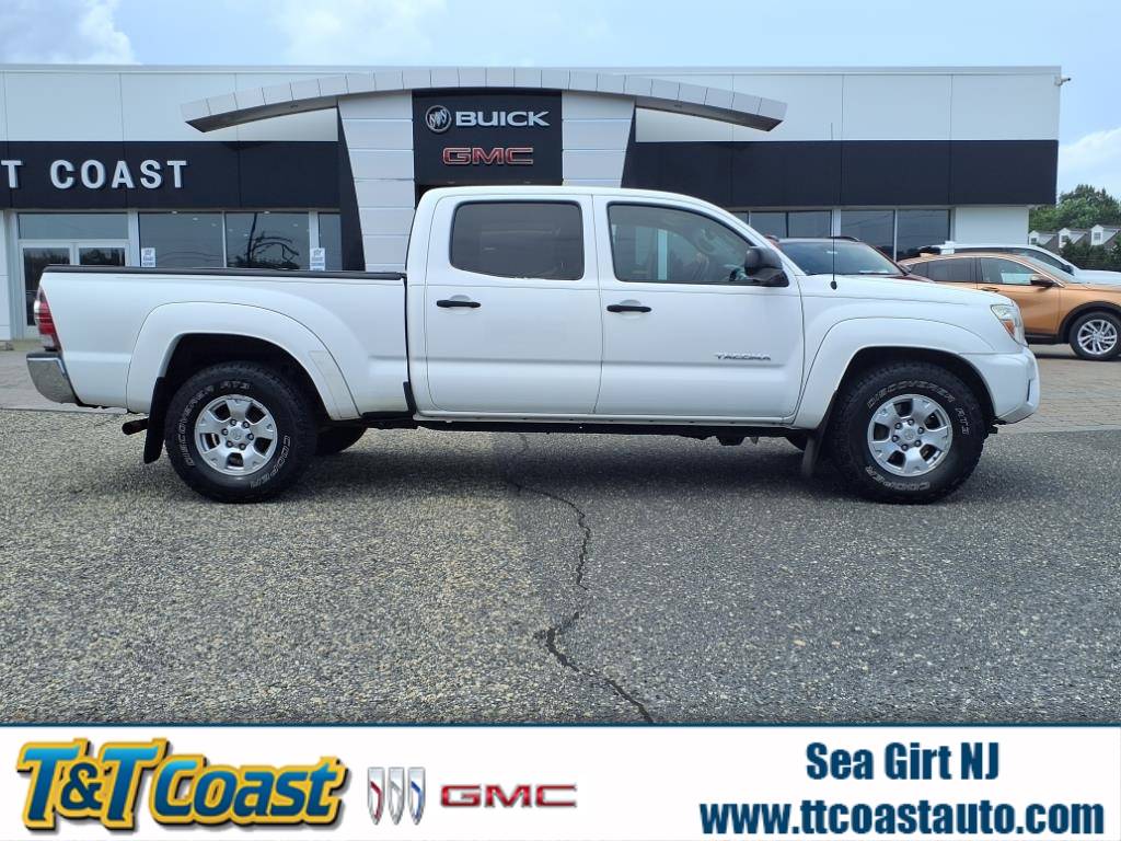 2013 Toyota Tacoma Base — Pickup Truck — 106,577 mi — Sea Girt, NJ