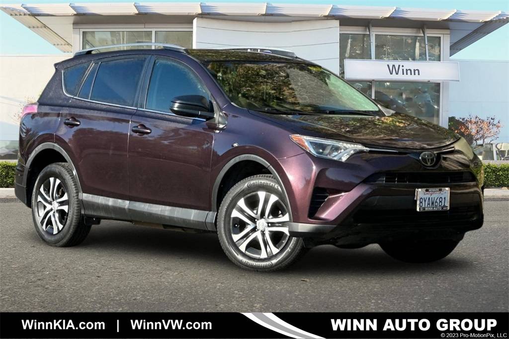 2018 Toyota RAV4 LE — SUV — 61,039 mi — Newark, CA