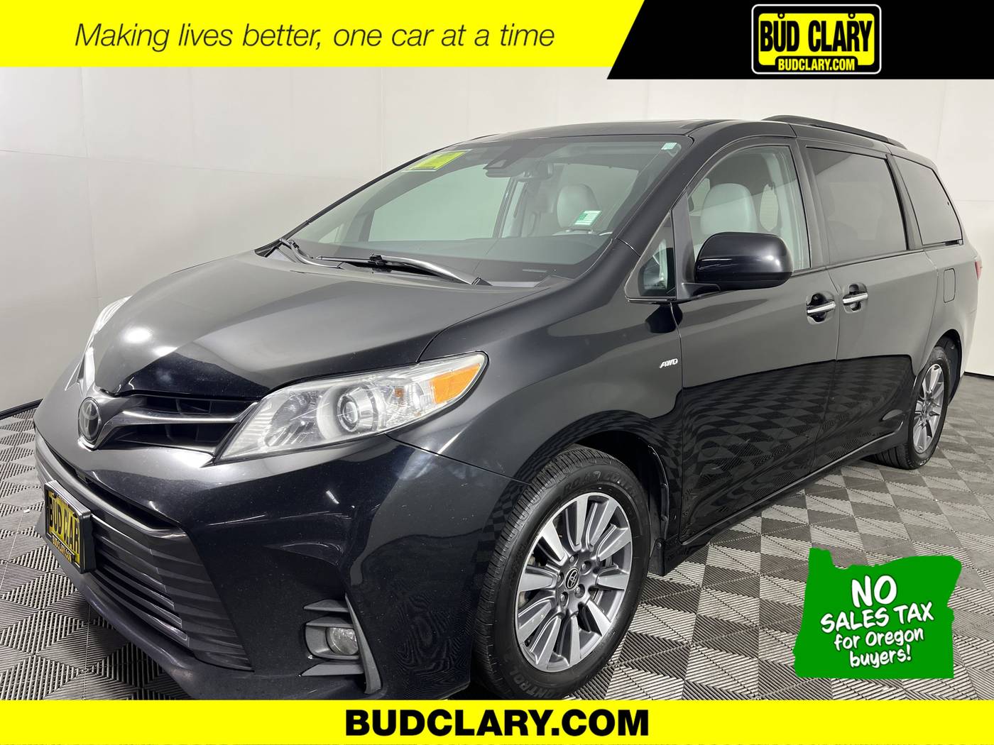 2020 Toyota Sienna XLE — Minivan — 141,825 mi — Longview, WA