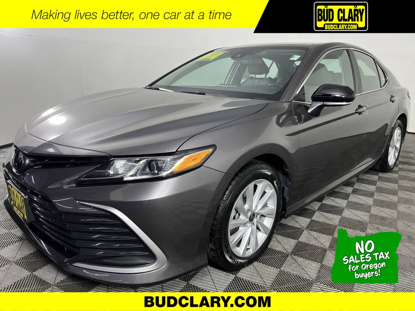 2021 Toyota Camry LE — Sedan — 54,327 mi — Longview, WA