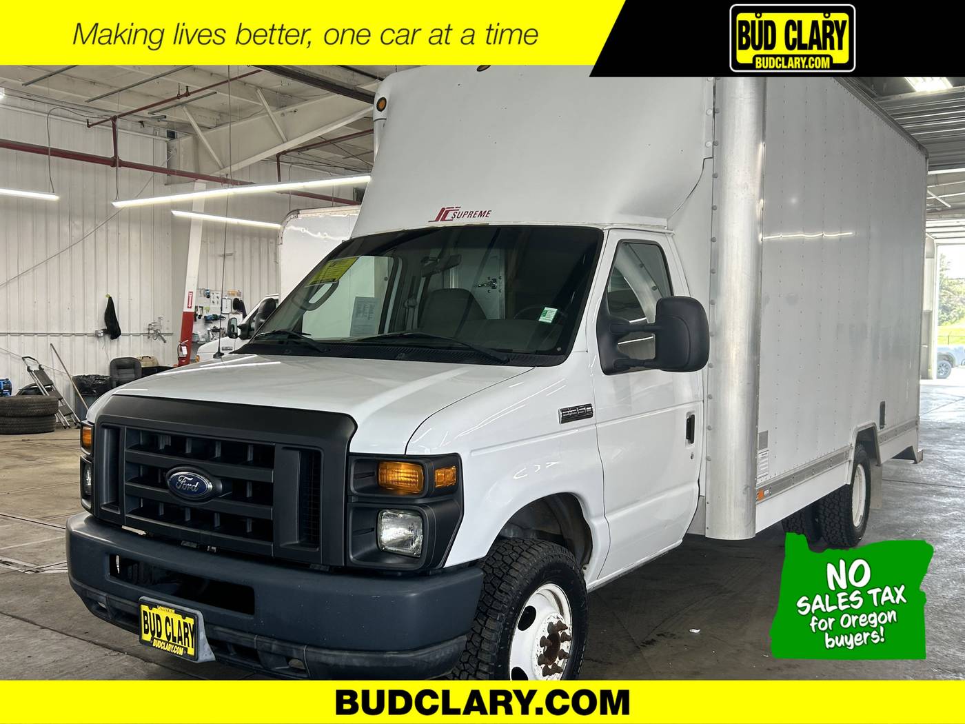 2008 Ford Econoline Commercial Cutaway E-350 — Chassis Cab Truck — 63,855 mi — Longview, WA