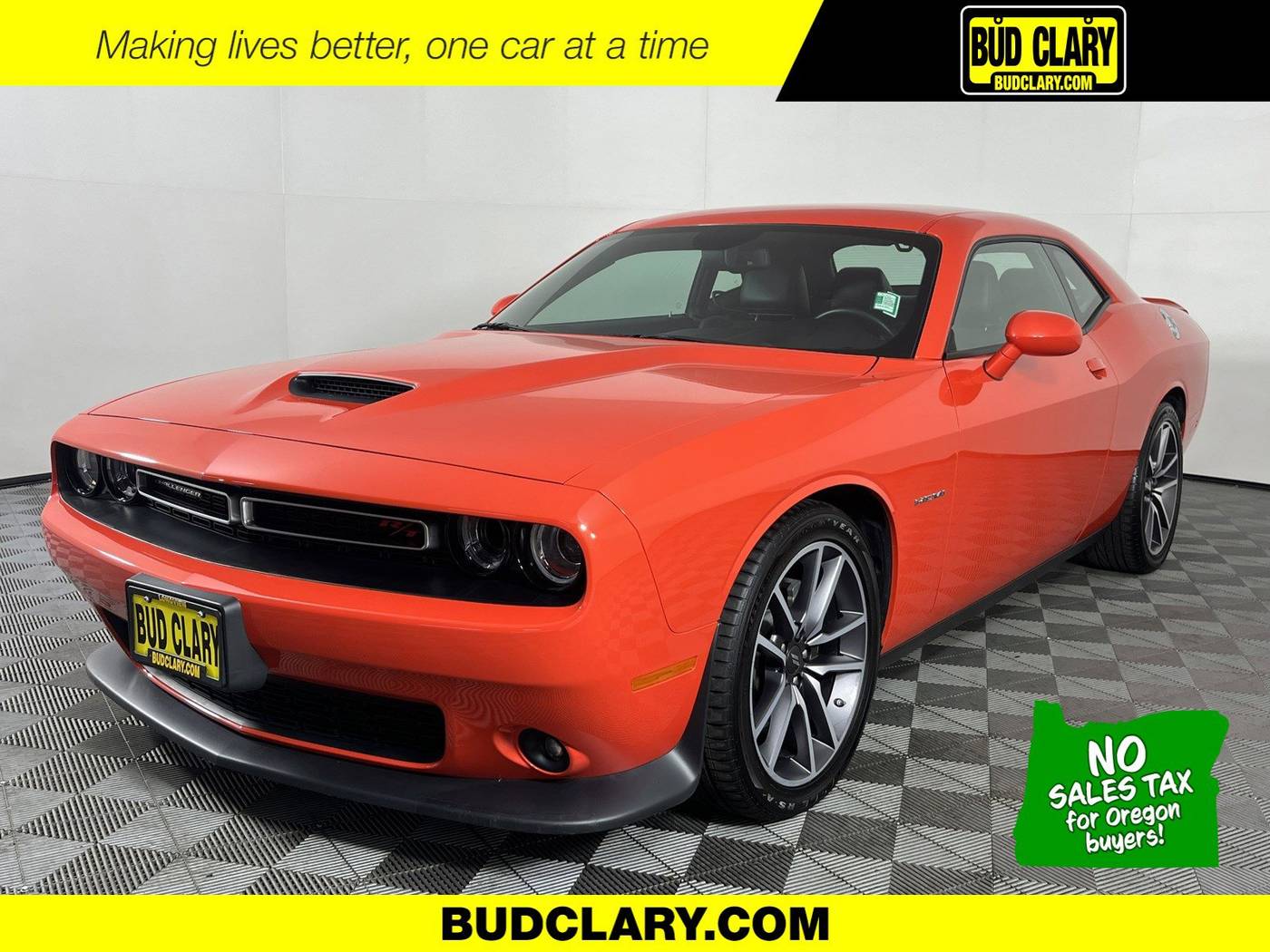 2022 Dodge Challenger R/T — Coupe — 5,546 mi — Longview, WA