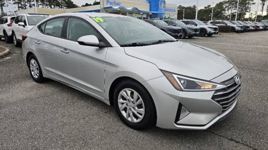 2019 Hyundai Elantra SE — Sedan — 90,690 mi — Morehead City, NC