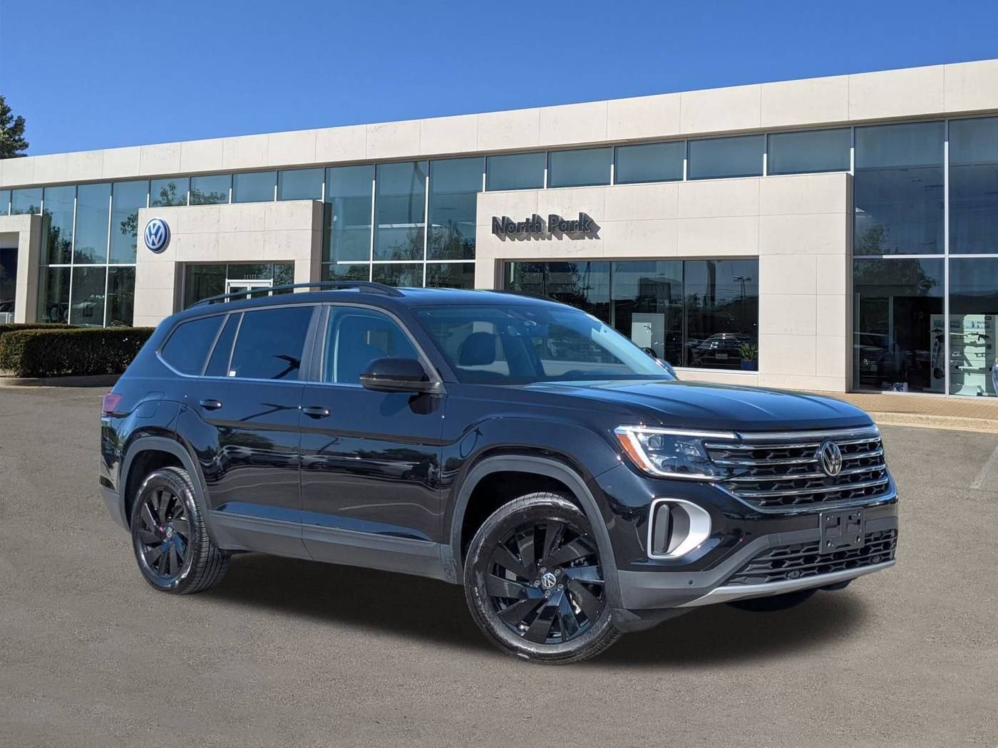 2024 Volkswagen Atlas SE with Technology — SUV — 6,055 mi — San Antonio, TX