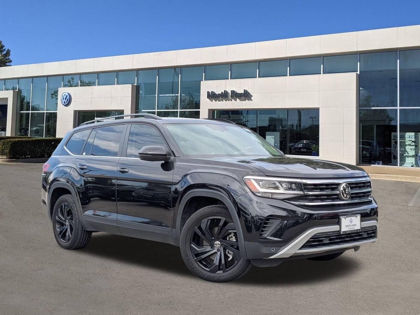 2022 Volkswagen Atlas SE with Technology — SUV — 34,820 mi — San Antonio, TX
