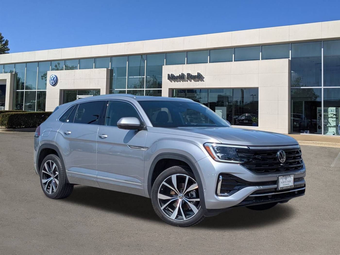 2025 Volkswagen Atlas Cross Sport SEL Premium R-Line — SUV — 14,634 mi — San Antonio, TX