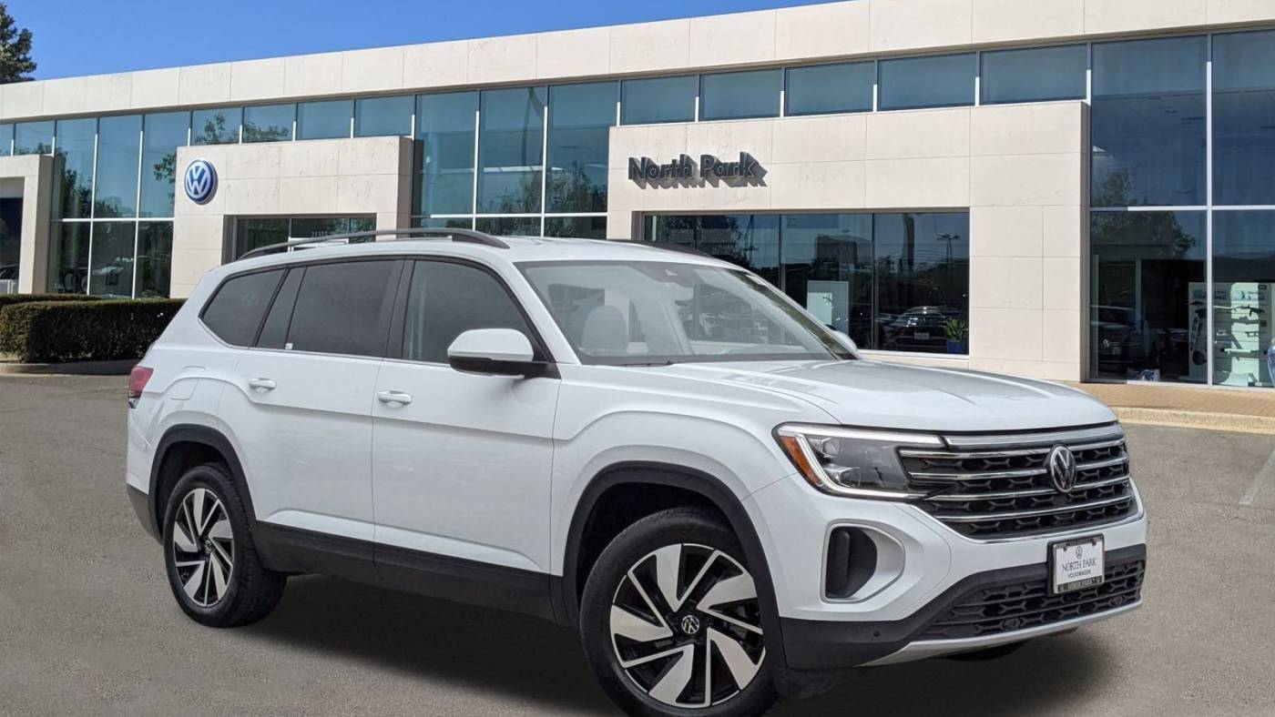 2024 Volkswagen Atlas SE with Technology — SUV — 18,776 mi — San Antonio, TX