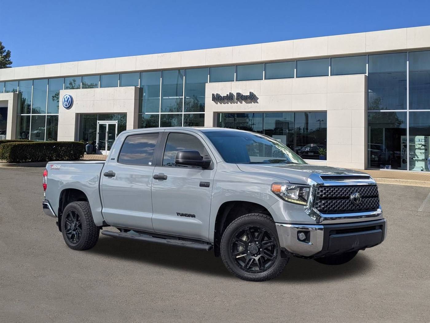 2020 Toyota Tundra SR5 — Pickup Truck — 93,771 mi — San Antonio, TX