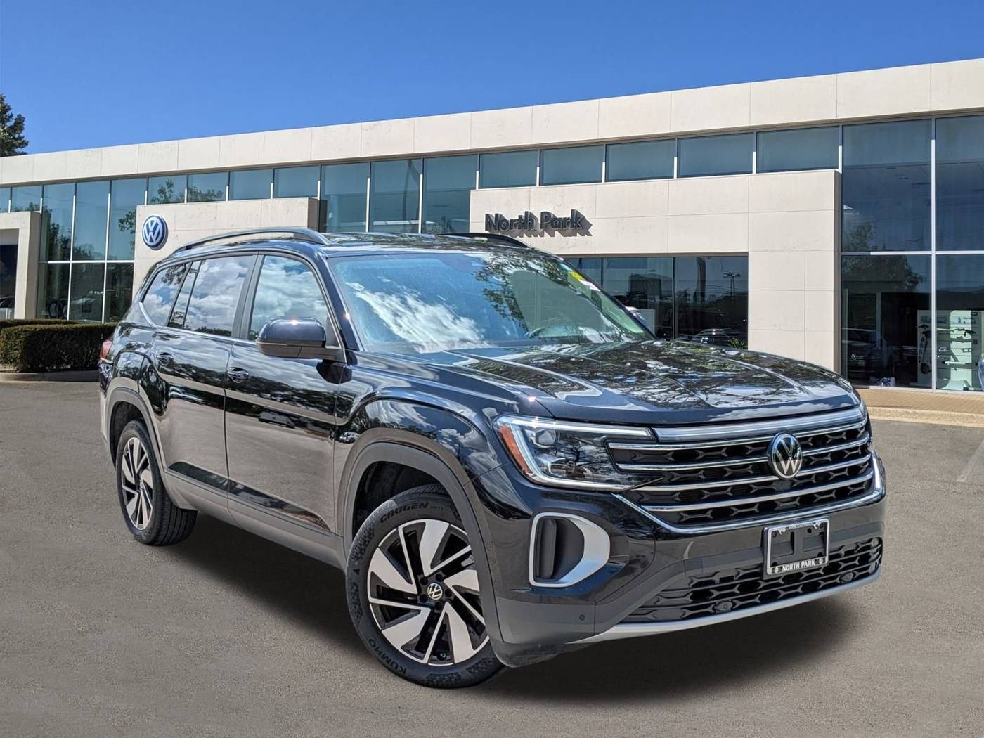 2024 Volkswagen Atlas SE with Technology — SUV — 39,197 mi — San Antonio, TX