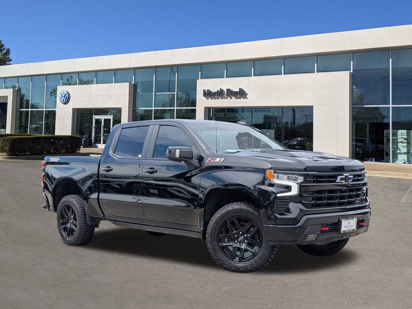 2022 Chevrolet Silverado 1500 LT Trail Boss — Pickup Truck — 40,597 mi — San Antonio, TX