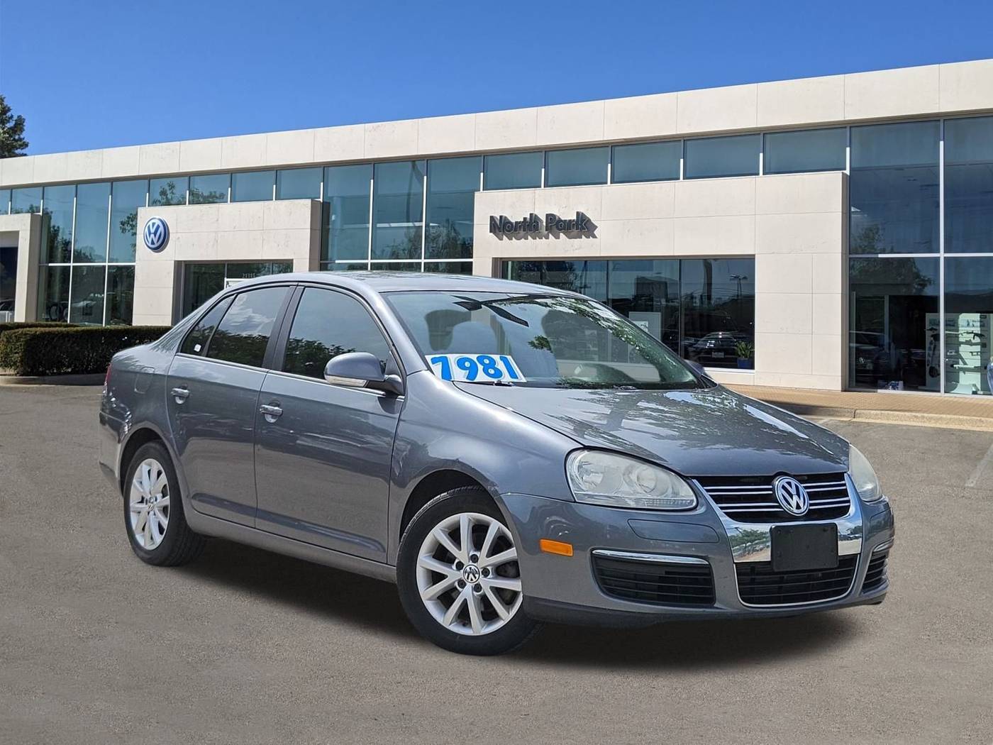 2010 Volkswagen Jetta Limited — Sedan — 142,308 mi — San Antonio, TX