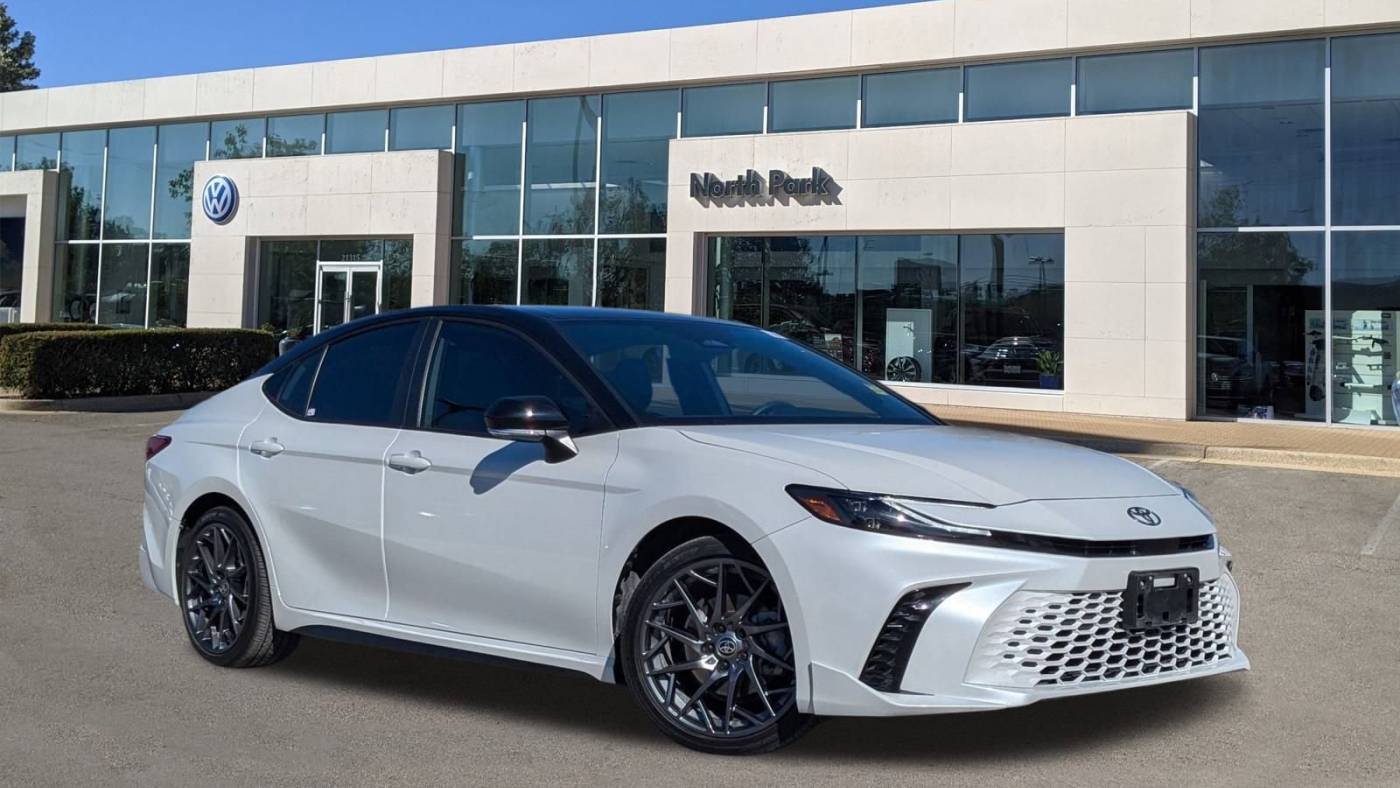 2025 Toyota Camry XSE — Sedan — 14,624 mi — San Antonio, TX