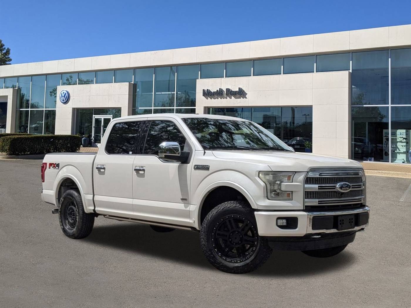 2016 Ford F-150 Platinum — Pickup Truck — 161,231 mi — San Antonio, TX
