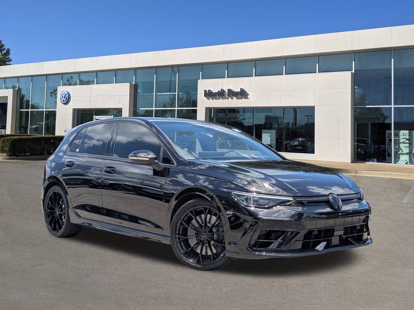 2025 Volkswagen Golf R Black Edition — Hatchback — 737 mi — San Antonio, TX