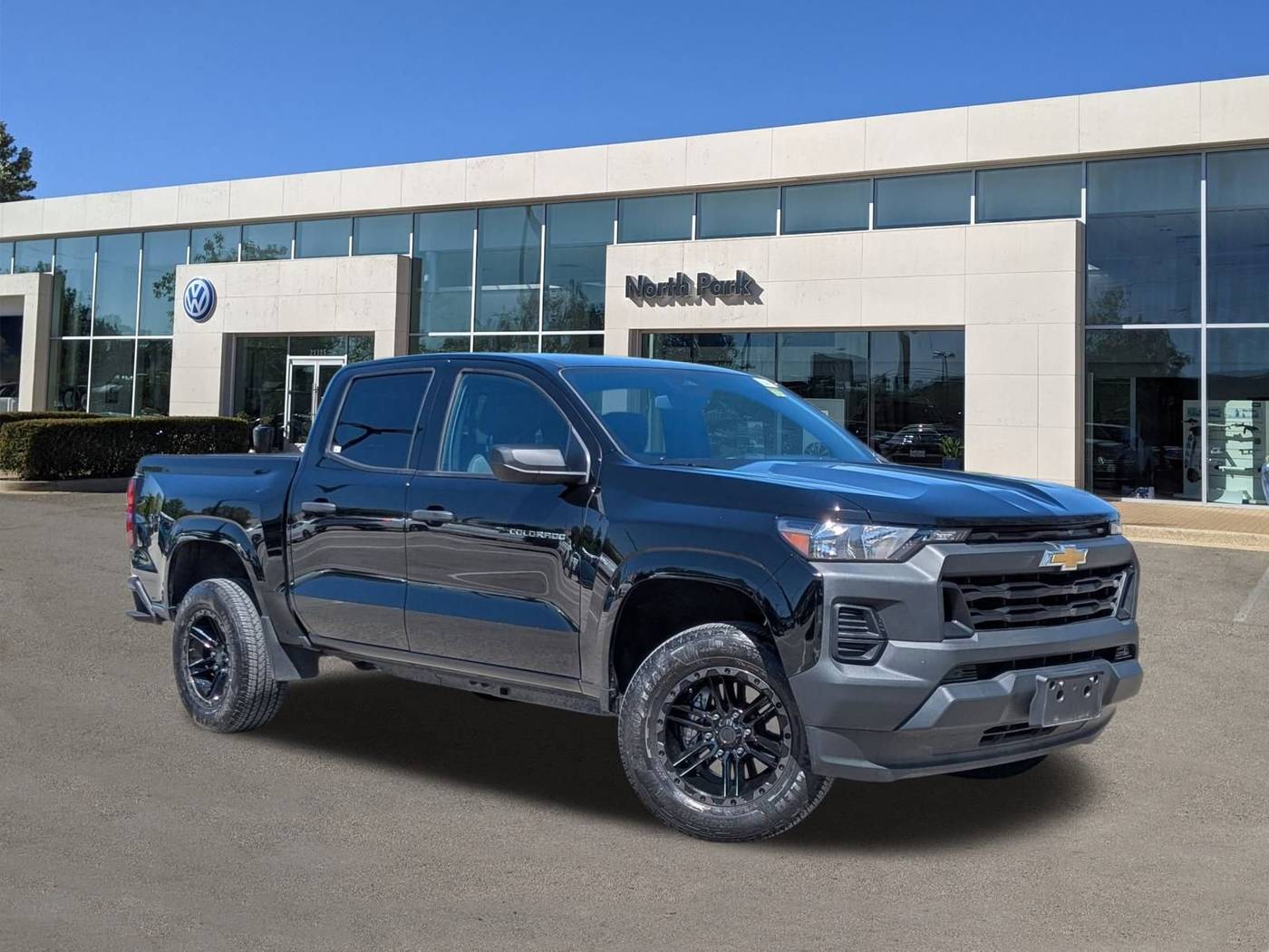 2023 Chevrolet Colorado WT — Pickup Truck — 23,433 mi — San Antonio, TX