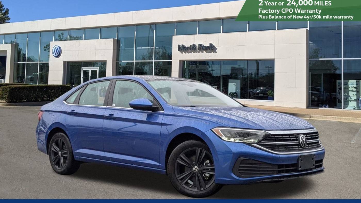 2024 Volkswagen Jetta SE — Sedan — 9,932 mi — San Antonio, TX