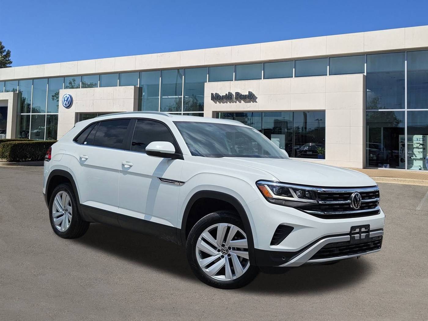 2022 Volkswagen Atlas Cross Sport SE with Technology — SUV — 22,000 mi — San Antonio, TX