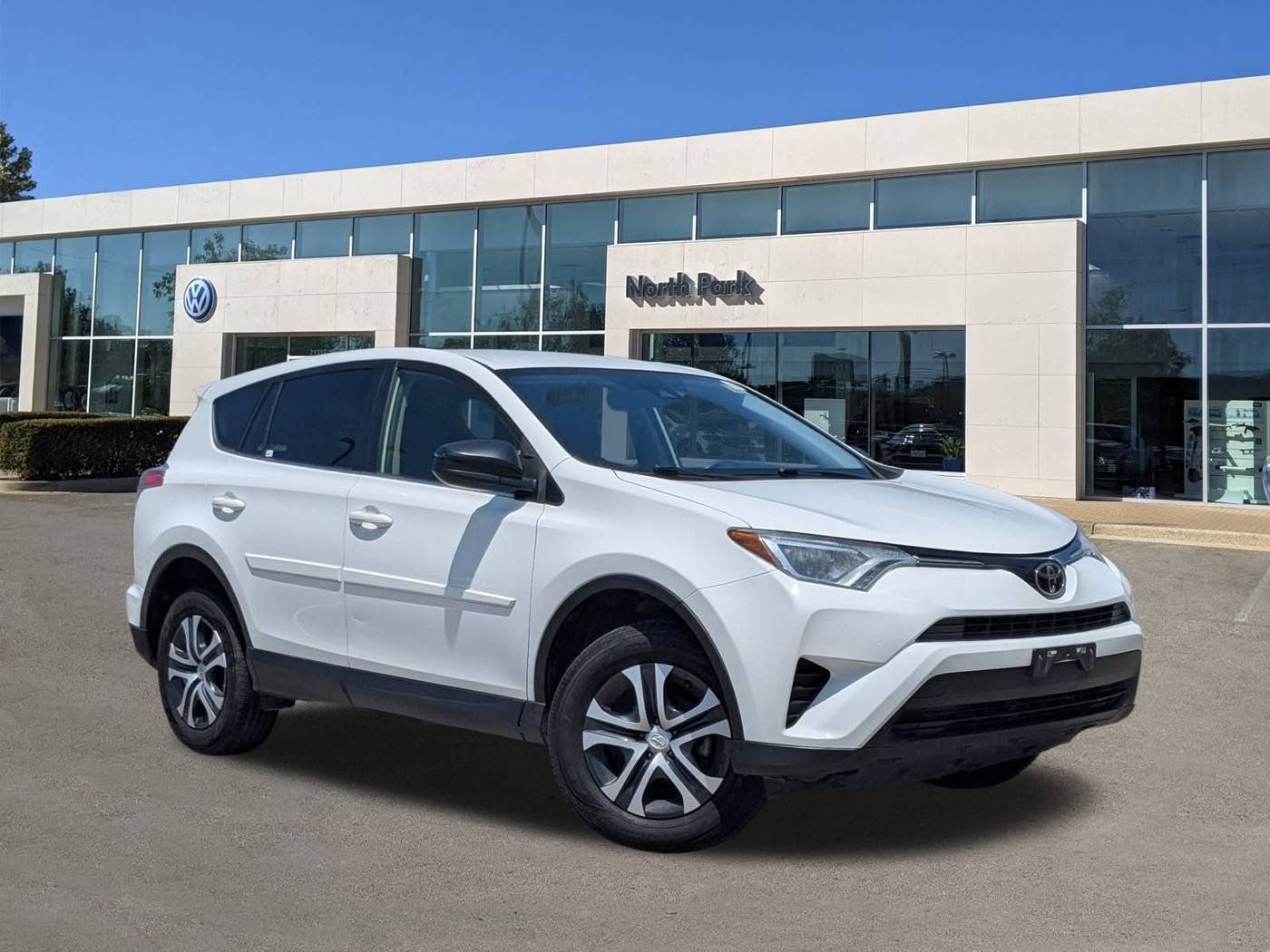 2018 Toyota RAV4 LE — SUV — 99,478 mi — San Antonio, TX