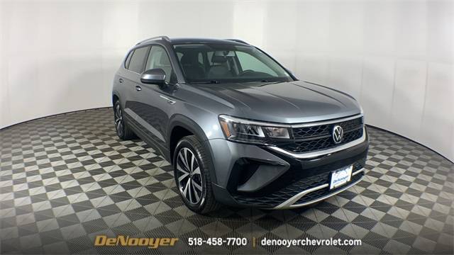 2022 Volkswagen Taos SE — SUV — 9,958 mi — Albany, NY