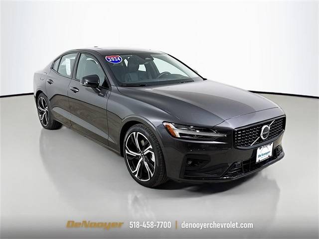 2024 Volvo S60 Ultimate — Sedan — 392 mi — Albany, NY