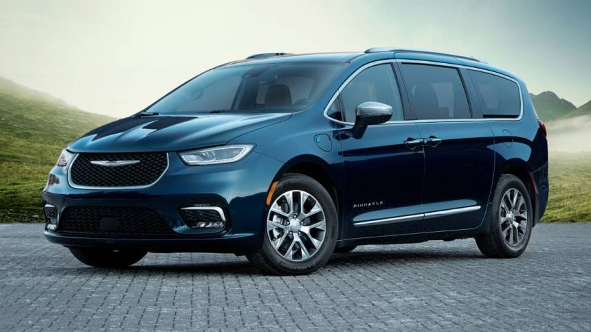 2024 Chrysler Pacifica Hybrid Select — Minivan — 13,972 mi — Albany, NY