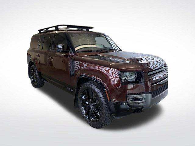 2025 Land Rover Defender Outbound