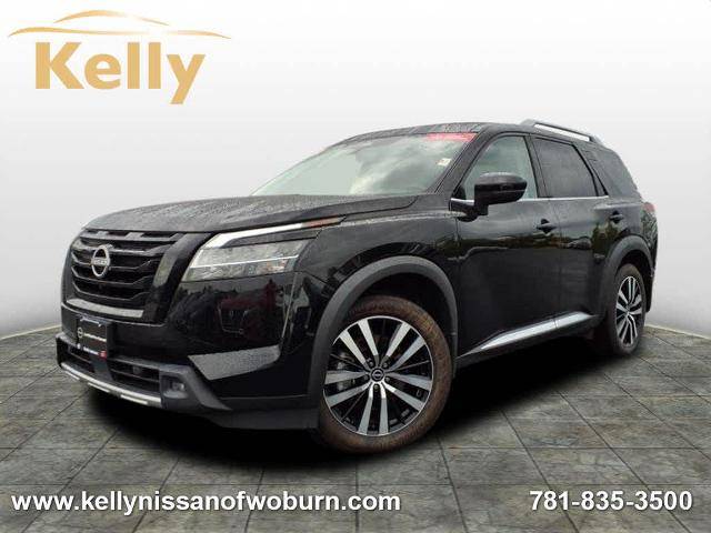 2023 Nissan Pathfinder Platinum — SUV — 12,365 mi — Woburn, MA