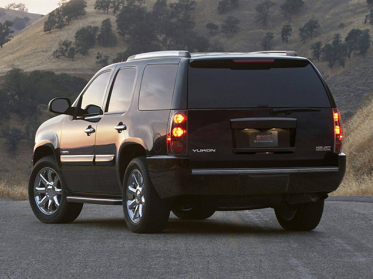 2011 GMC Yukon Denali — SUV — 158,100 mi — Downers Grove, IL