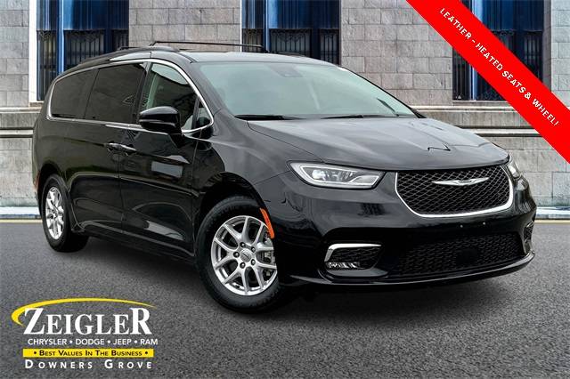 2022 Chrysler Pacifica Touring L — Minivan — 74,823 mi — Downers Grove, IL