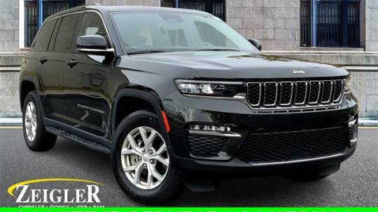 2023 Jeep Grand Cherokee Limited — SUV — 26,115 mi — Downers Grove, IL