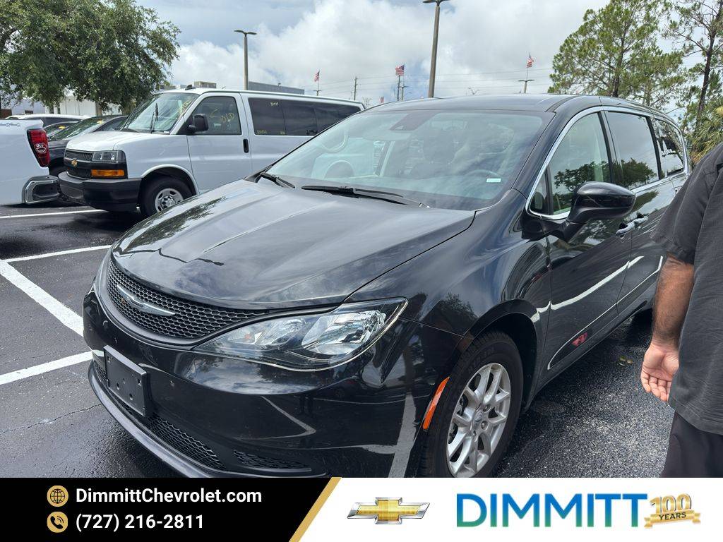 2023 Chrysler Voyager LX — Minivan — 58,370 mi — Clearwater, FL
