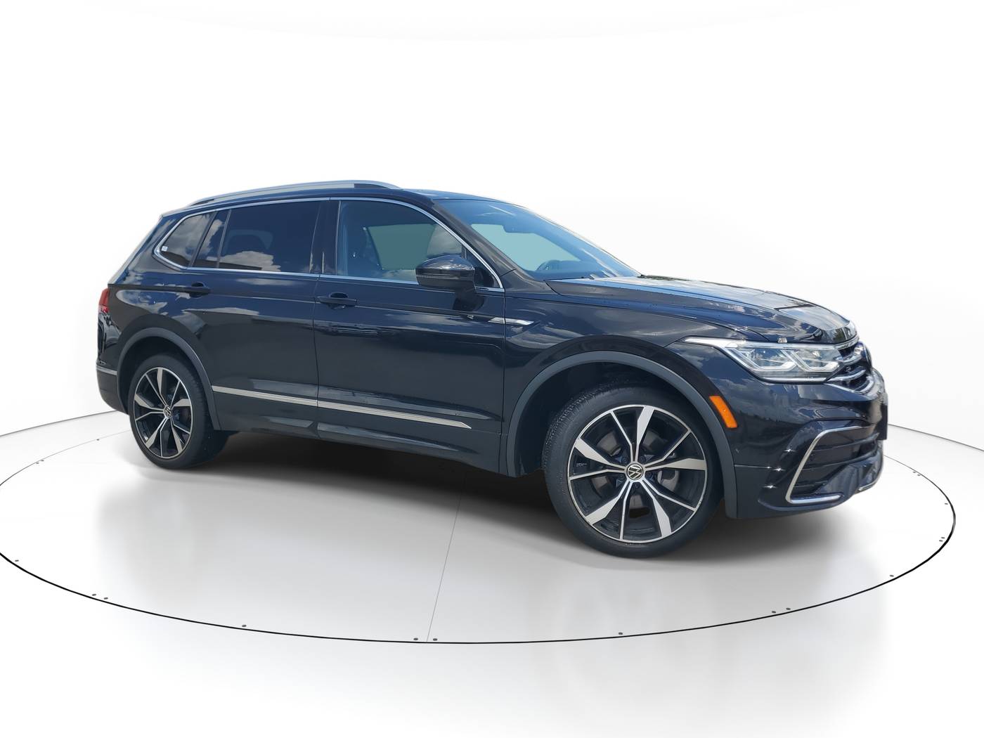 2022 Volkswagen Tiguan SEL R-Line — SUV — 58,511 mi — Matteson, IL