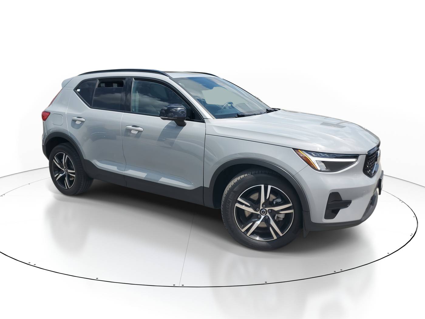 2024 Volvo XC40 Core — SUV — 24,058 mi — Matteson, IL