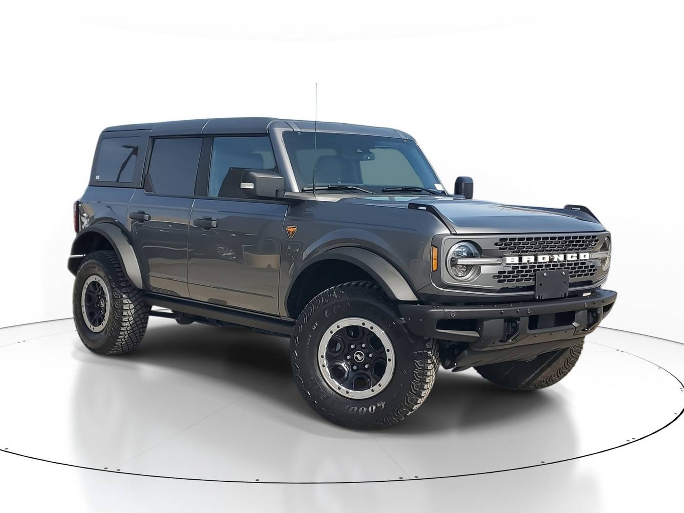 2022 Ford Bronco Badlands — SUV — 29,112 mi — Matteson, IL