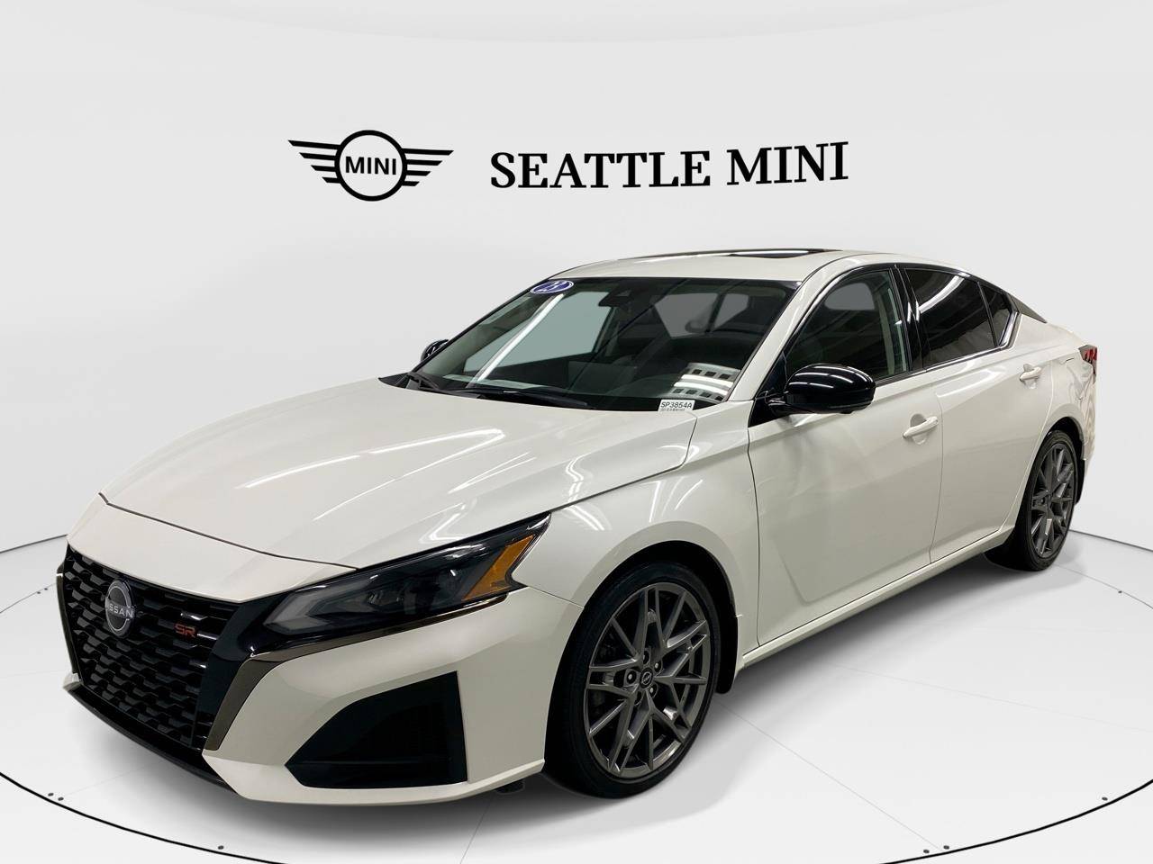 2023 Nissan Altima SR — Sedan — 15,625 mi — Tacoma, WA