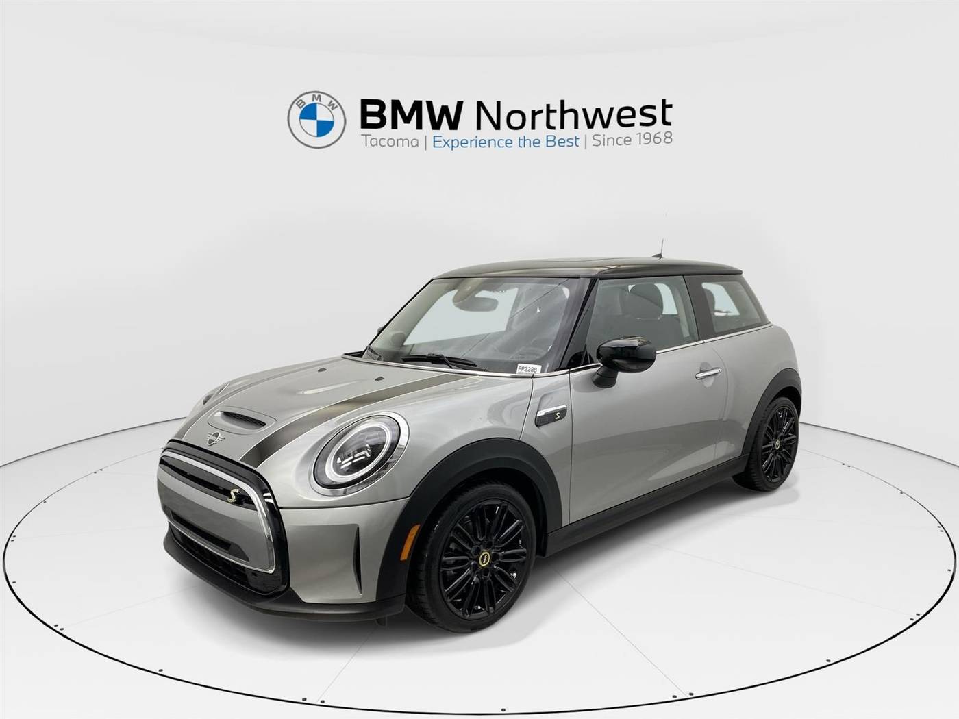 2024 MINI Electric Hardtop Cooper SE — Hatchback — 4,937 mi — Fife, WA