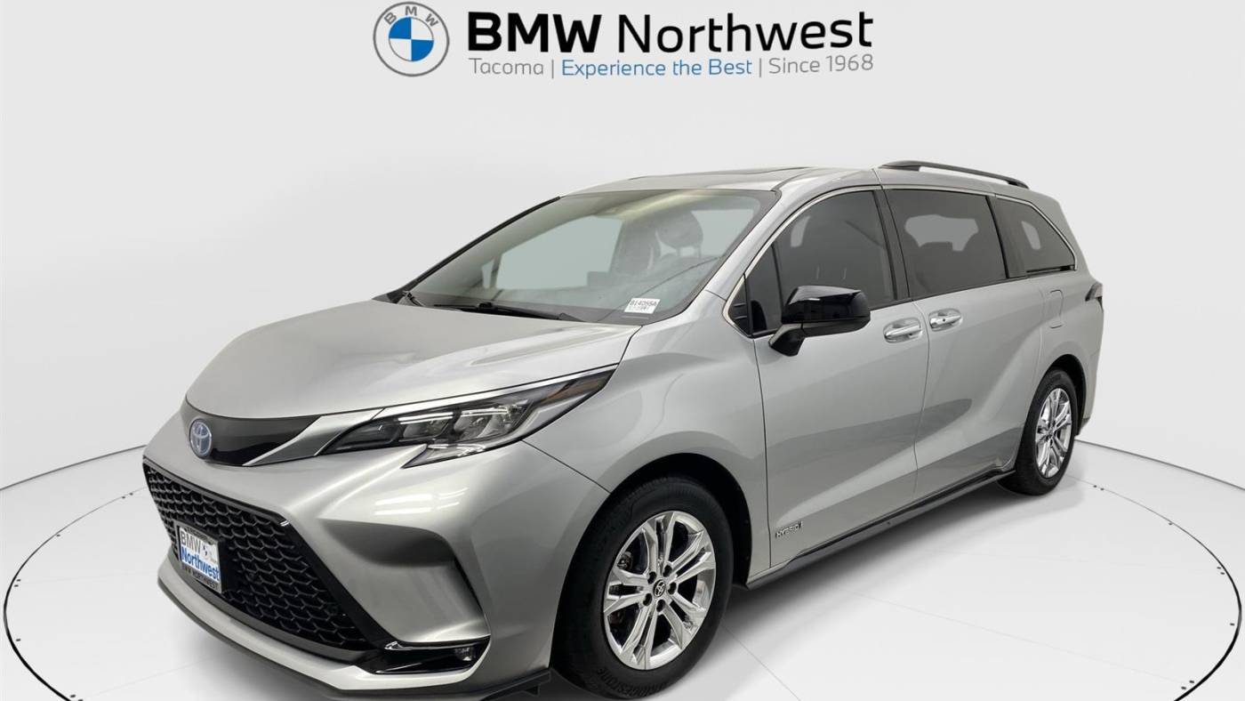 2021 Toyota Sienna XSE — Minivan — 35,526 mi — Fife, WA