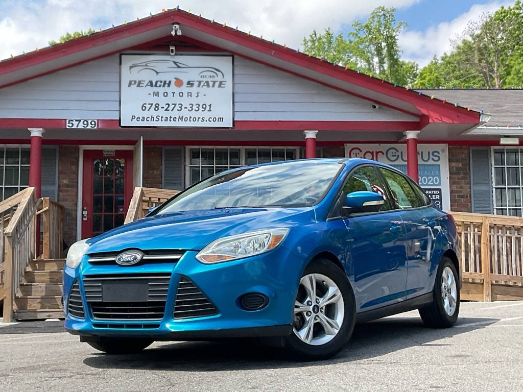2013 Ford Focus SE — Sedan — 121,725 mi — Acworth, GA