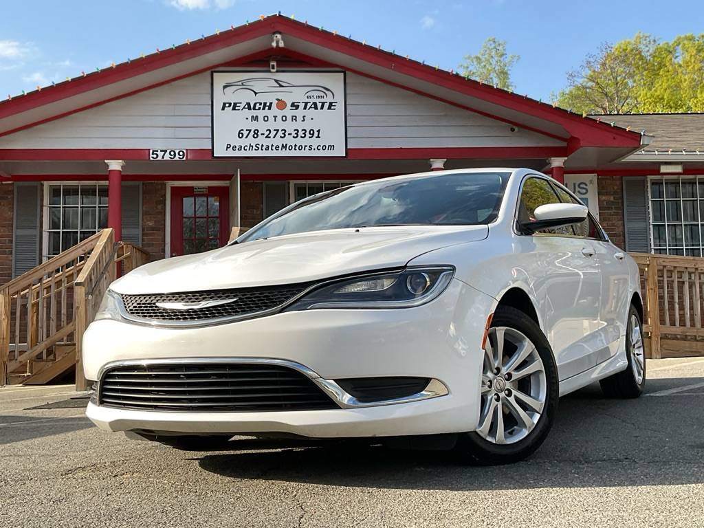 2015 Chrysler 200 Limited — Sedan — 143,671 mi — Acworth, GA