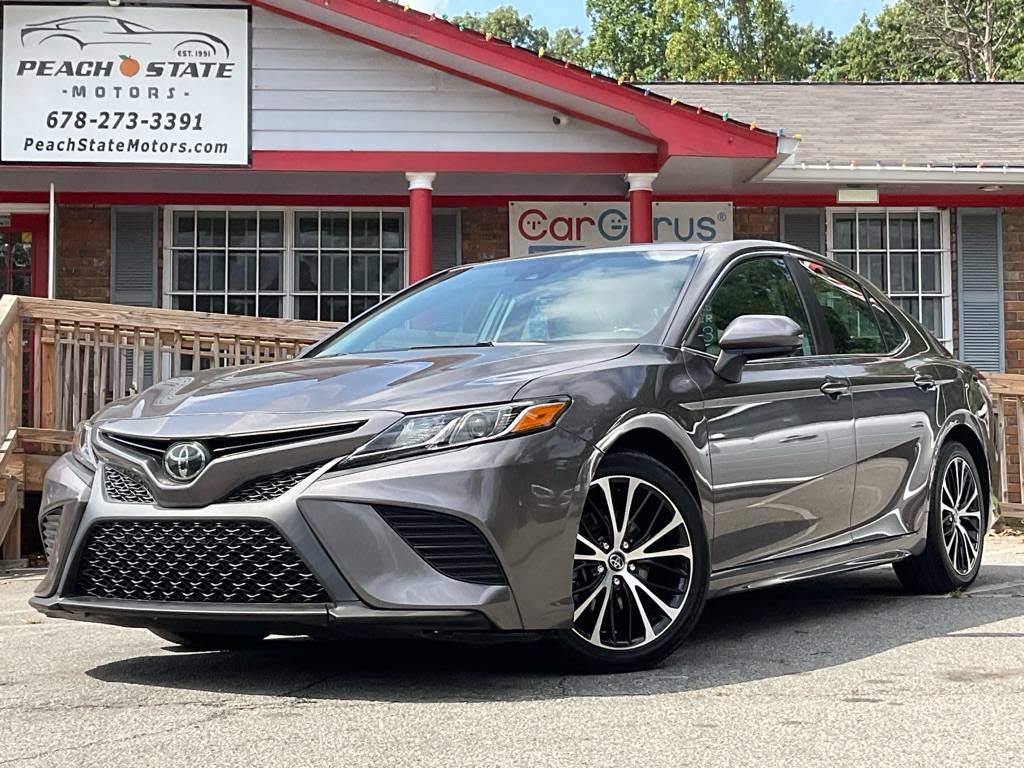 2020 Toyota Camry SE — Sedan — 105,130 mi — Acworth, GA