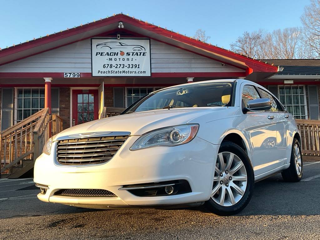 2013 Chrysler 200 Limited — Sedan — 147,691 mi — Acworth, GA