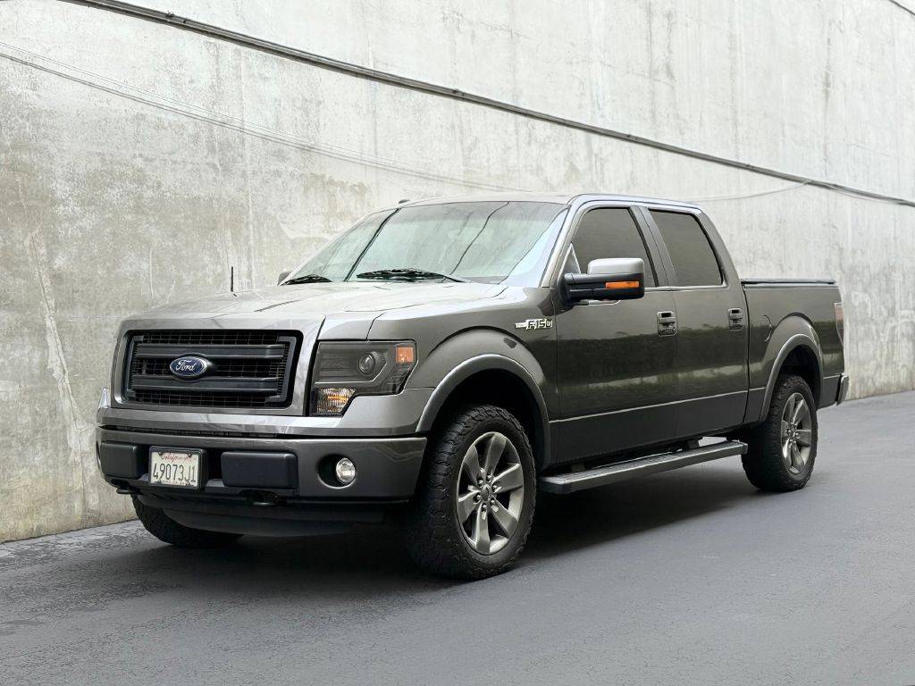 2013 Ford F-150 XL — Pickup Truck — 162,841 mi — Costa Mesa, CA